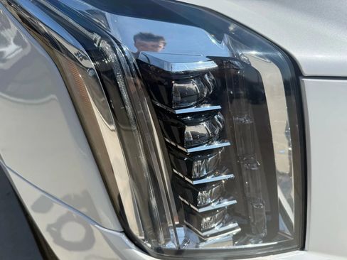 Used 2019 Cadillac Escalade Platinum image 74
