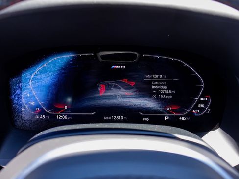 Used 2025 BMW M8 Competition AWD/4WD image 19