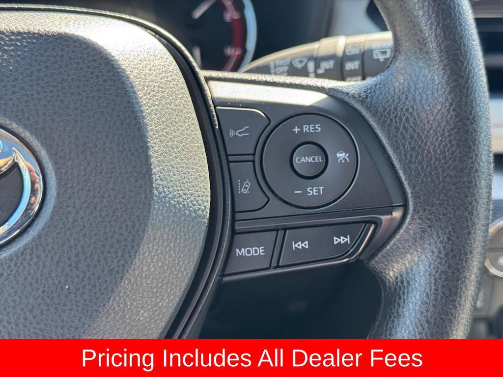 Used 2025 Toyota RAV4 XLE w/ Convenience Package FWD image 19