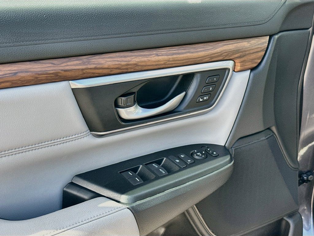 Used 2022 Honda CR-V EX-L image 17