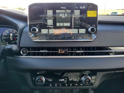 New 2025 Mitsubishi Outlander SE image 4