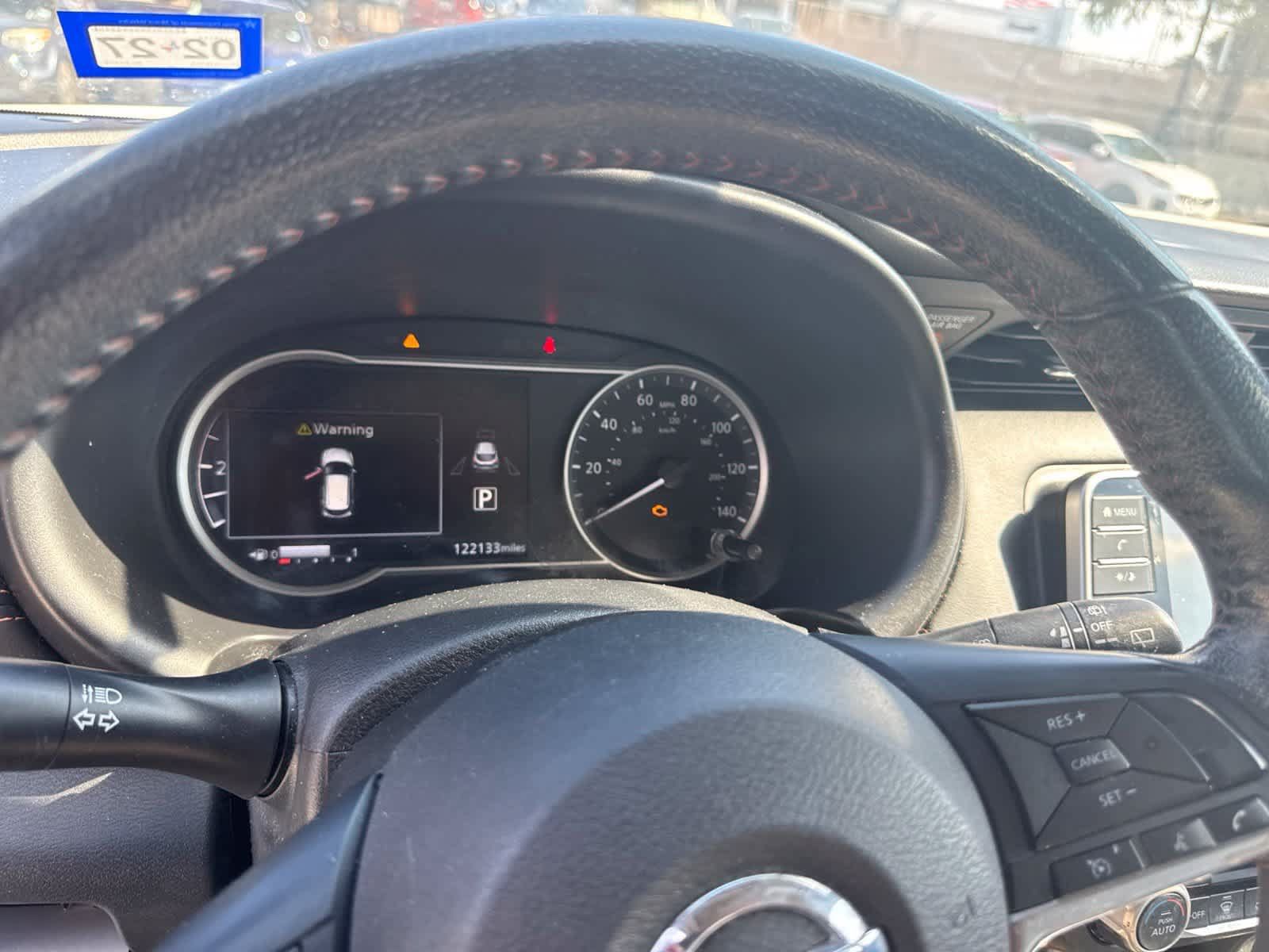 Used 2019 Nissan Kicks SR w/ SR Premium Package FWD image 8
