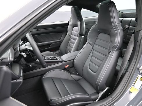New 2026 Porsche 911 Carrera GTS RWD image 5