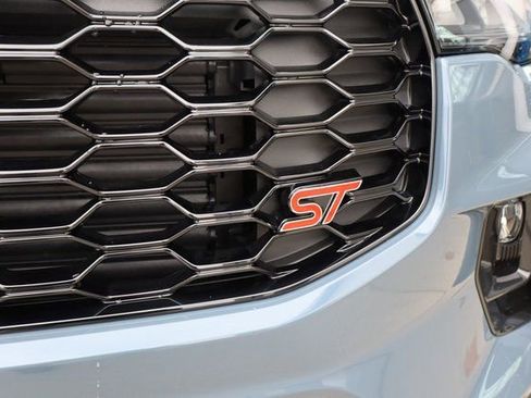 New 2026 Ford Explorer ST w/ Sun And Sound Package image 4