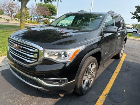 Used 2018 GMC Acadia SLT w/ LPO, Cargo Package FWD image 2