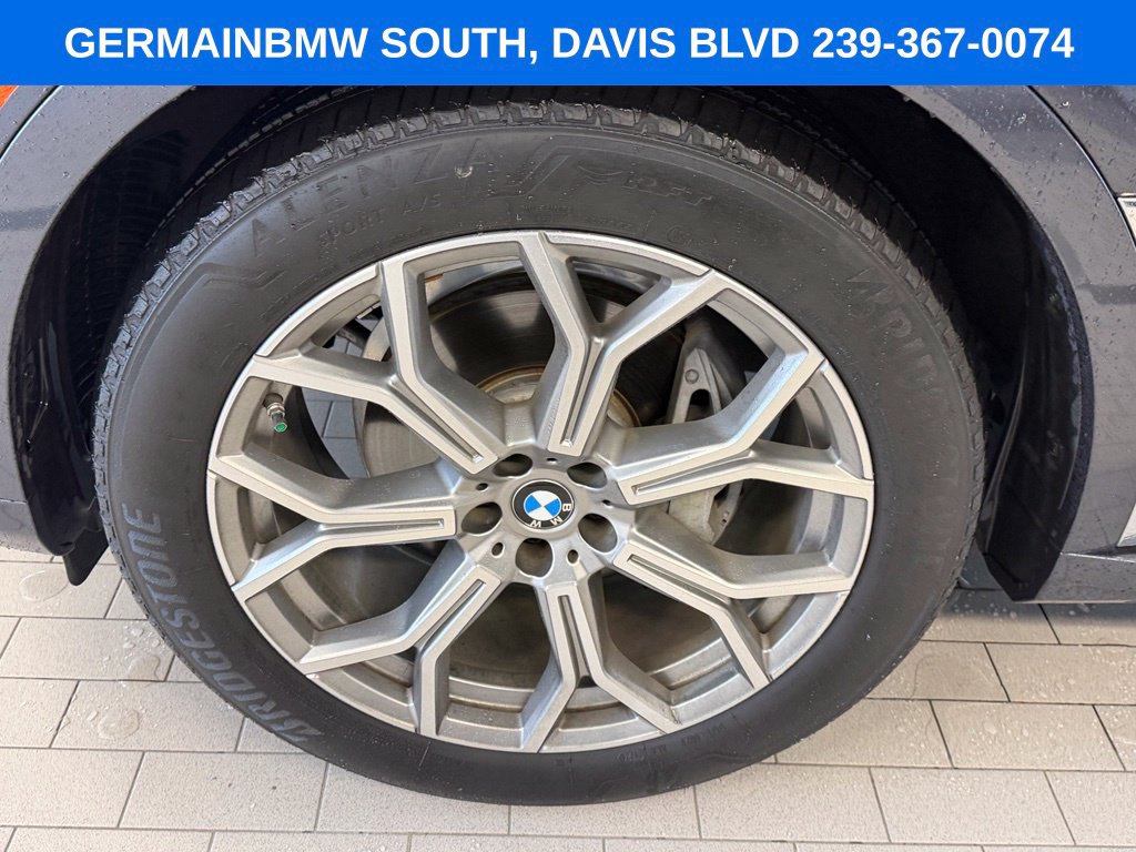 Used 2020 BMW X7 xDrive40i w/ Executive Package AWD/4WD image 2