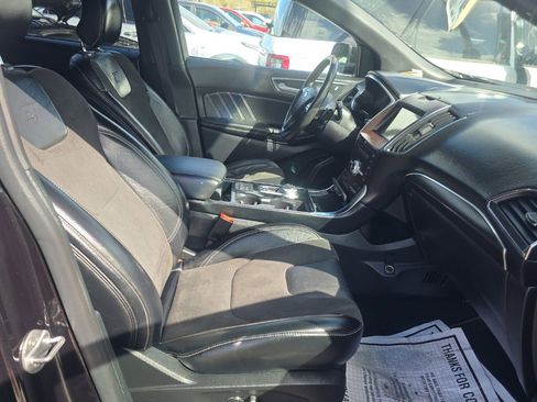 Used 2019 Ford Edge ST w/ Equipment Group 401A image 9