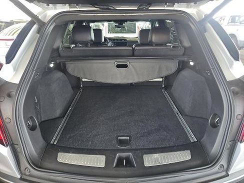 Used 2020 Cadillac XT5 Premium Luxury image 22