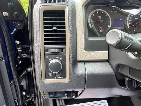 Used 2012 RAM 2500 ST w/ Popular Equipment Group AWD/4WD image 10