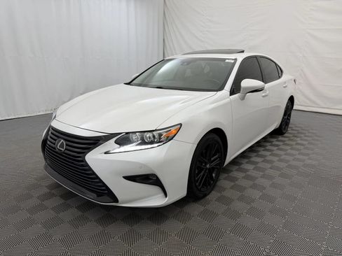 Used 2017 Lexus ES 350 FWD image 2