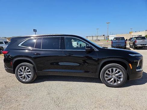 New 2026 Buick Enclave Preferred image 6