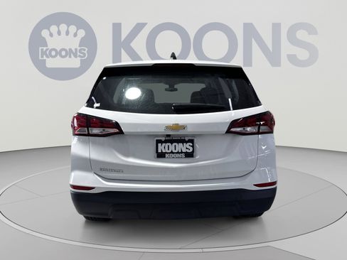 Used 2023 Chevrolet Equinox LS FWD image 10