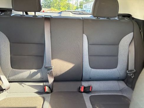 Used 2022 Chevrolet TrailBlazer LT w/ Convenience Package FWD image 22