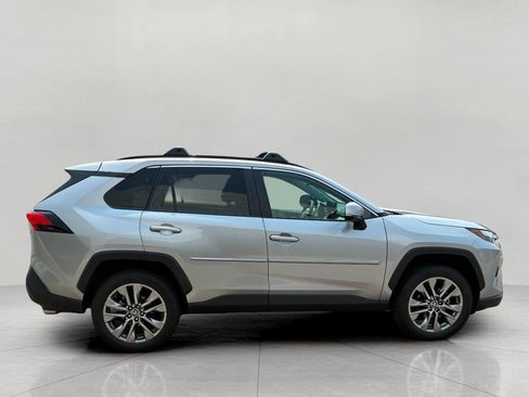 Used 2025 Toyota RAV4 XLE Premium w/ Weather Package AWD/4WD image 7
