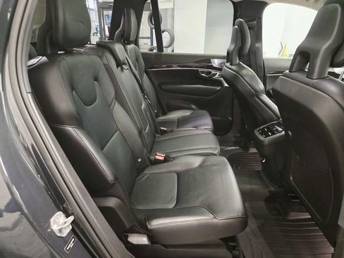 Used 2016 Volvo XC90 T6 Momentum w/ Momentum Plus Package image 15