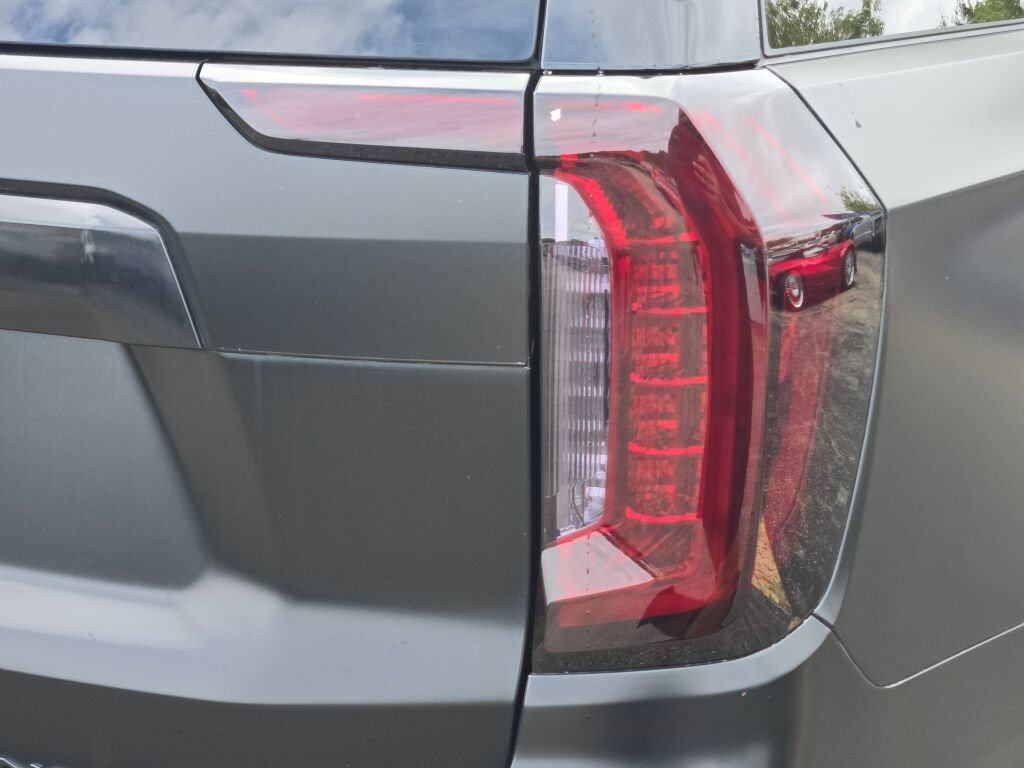 Used 2023 GMC Yukon Denali Ultimate AWD/4WD image 20