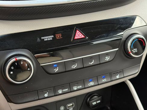 Used 2020 Hyundai Tucson Value FWD image 31
