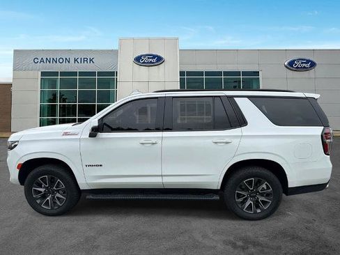 Used 2022 Chevrolet Tahoe Z71 w/ Z71 Off-Road Package AWD/4WD image 4