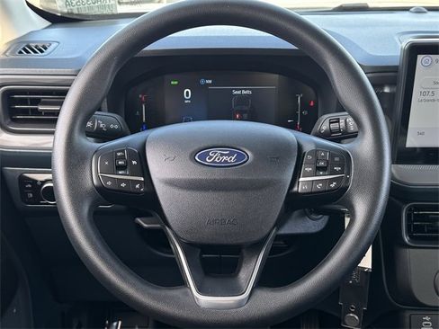 Certified 2025 Ford Maverick XL image 12