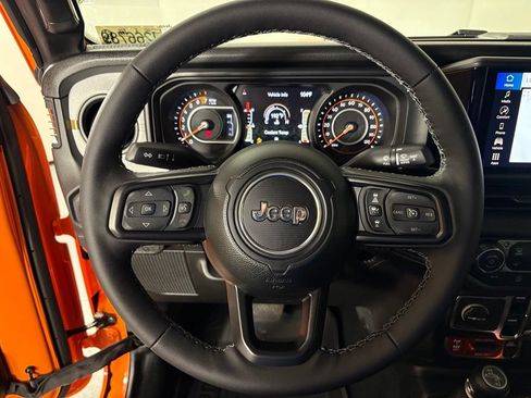 New 2026 Jeep Gladiator Mojave AWD/4WD image 17