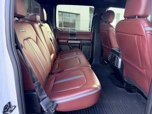 Used 2018 Ford F150 Platinum w/ Equipment Group 701A Luxury image 15