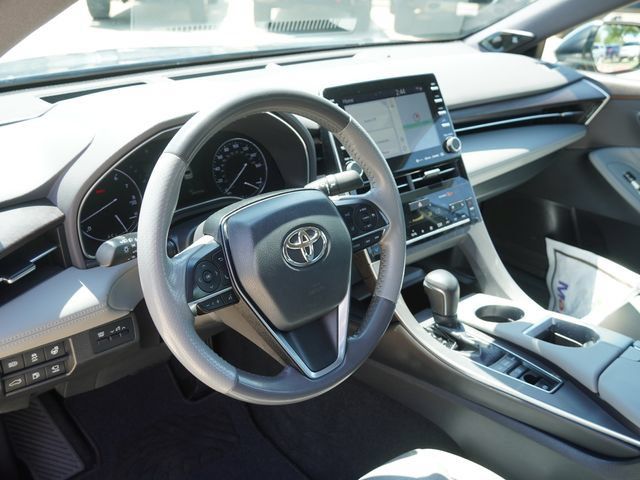 Used 2020 Toyota Avalon Limited w/ Advanced Safety Package FWD image 18