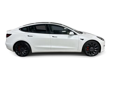 Certified 2022 Tesla Model 3 Performance AWD/4WD image 13