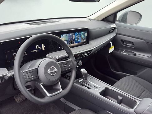 New 2026 Nissan Kicks S image 17