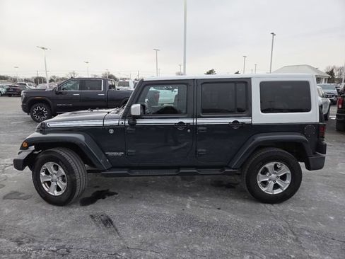 Used 2017 Jeep Wrangler Unlimited Sahara w/ Quick Order Package 24E Chief image 16