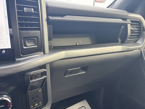 Used 2025 Ford F150 XLT w/ Equipment Group 302A MID image 31