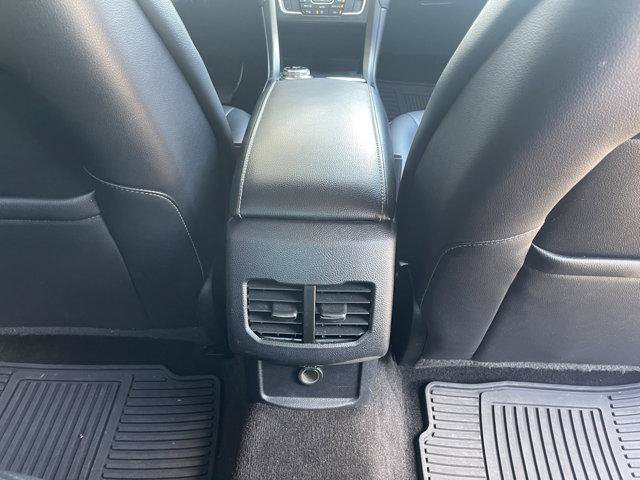 Used 2017 Ford Focus SE FWD image 18