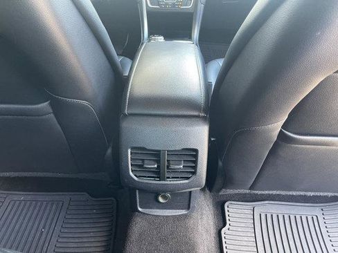 Used 2017 Ford Focus SE image 18