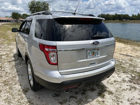 Used 2015 Ford Explorer Limited w/ Equipment Group 302A AWD/4WD image 9