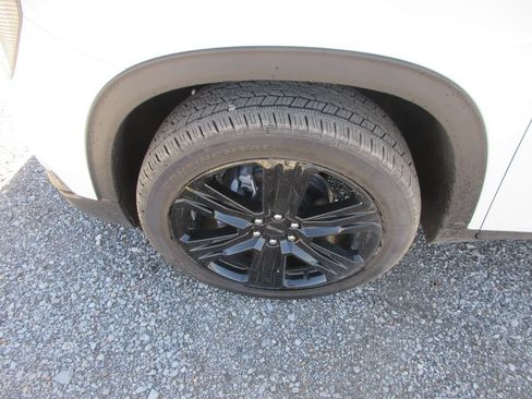 New 2026 GMC Acadia Elevation w/ Black Edition AWD/4WD image 12