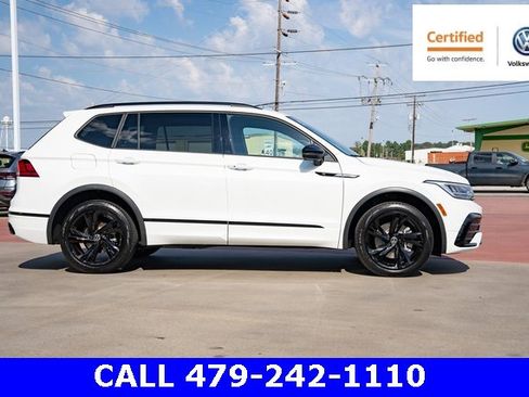 Certified 2023 Volkswagen Tiguan SE R-Line image 7