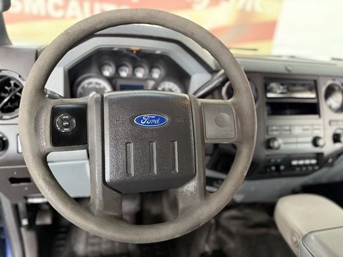 Used 2011 Ford F550 4x4 SuperCab Super Duty w/ PWR Equipment Group image 34