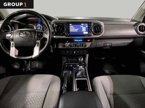Certified 2021 Toyota Tacoma SR5 AWD/4WD image 16