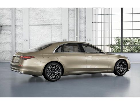 Certified 2022 Mercedes-Benz S 500 4MATIC image 19