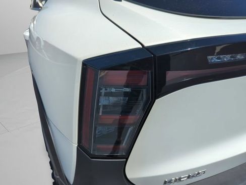 Certified 2025 Nissan Kicks SV w/ SV Premium Package FWD image 44