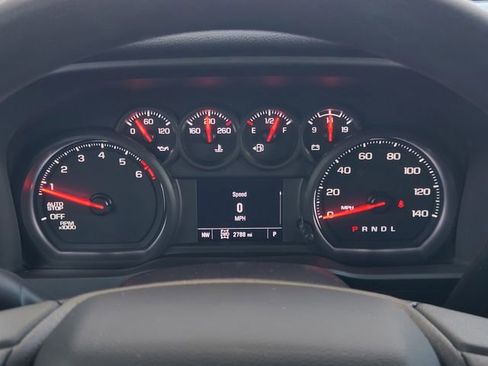 Used 2025 Chevrolet Silverado 1500 Custom Trail Boss w/ Turbomax Blackout Package image 13