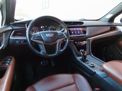 Certified 2023 Cadillac XT5 Sportv w/ LPO, Floor Liner Package