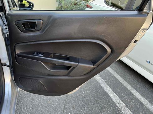 Used 2019 Ford Fiesta SE image 62