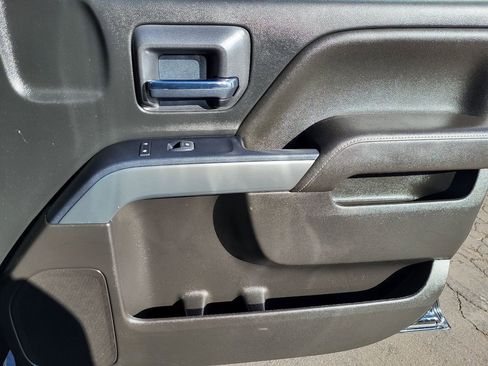 Used 2018 Chevrolet Silverado 1500 LT image 24