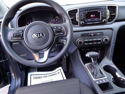 Used 2017 Kia Sportage LX w/ LX Popular Package AWD/4WD image 10