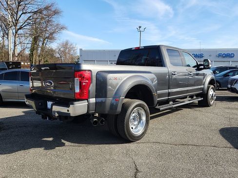 Used 2017 Ford F450 XLT w/ XLT Premium Package image 6
