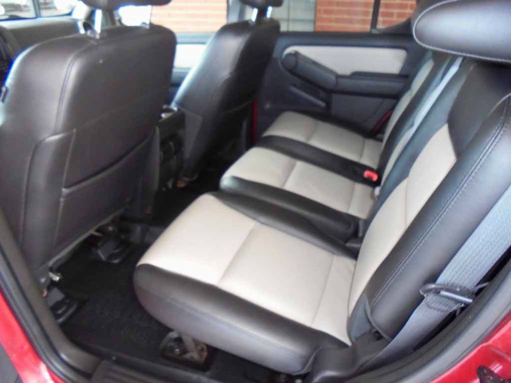 Used 2008 Ford Explorer Sport Trac Limited RWD image 9