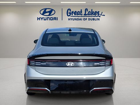 Used 2025 Hyundai Sonata SEL FWD image 4