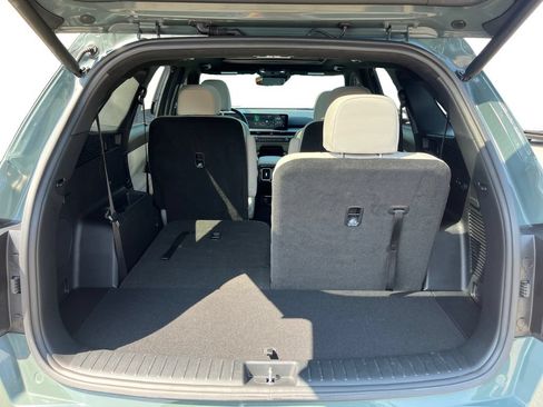 Used 2025 Kia Sorento SX Prestige AWD/4WD image 33