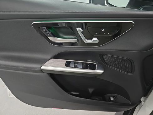 Used 2023 Mercedes-Benz GLC 300 image 21