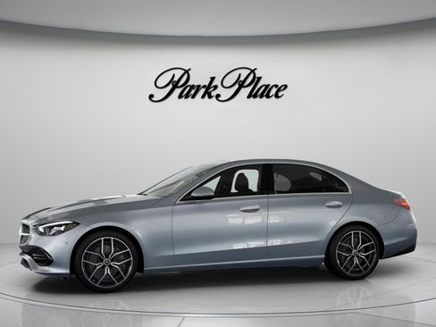Used 2026 Mercedes-Benz C 300 Sedan image 4